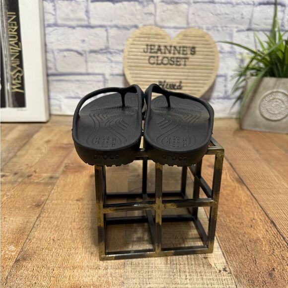 Crocs Kadee II Women's Flip-Flops - Picture 6 of 9